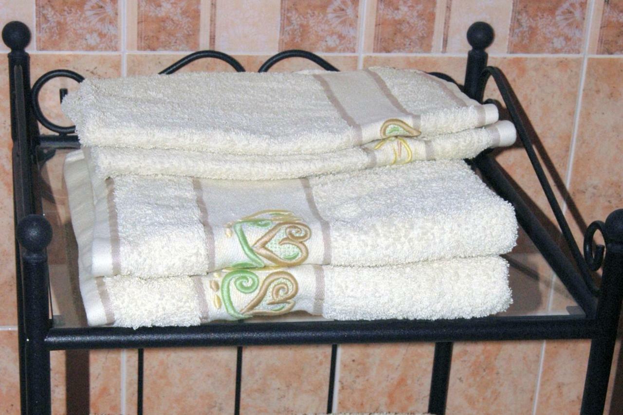 גלאטינה Vittoria Resort Residence-B&B מראה חיצוני תמונה