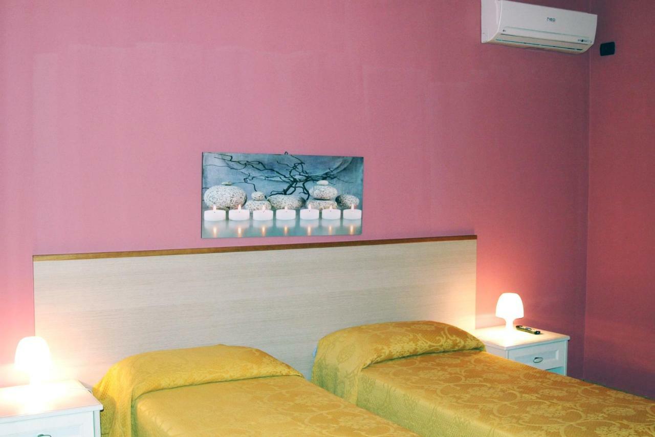 גלאטינה Vittoria Resort Residence-B&B מראה חיצוני תמונה