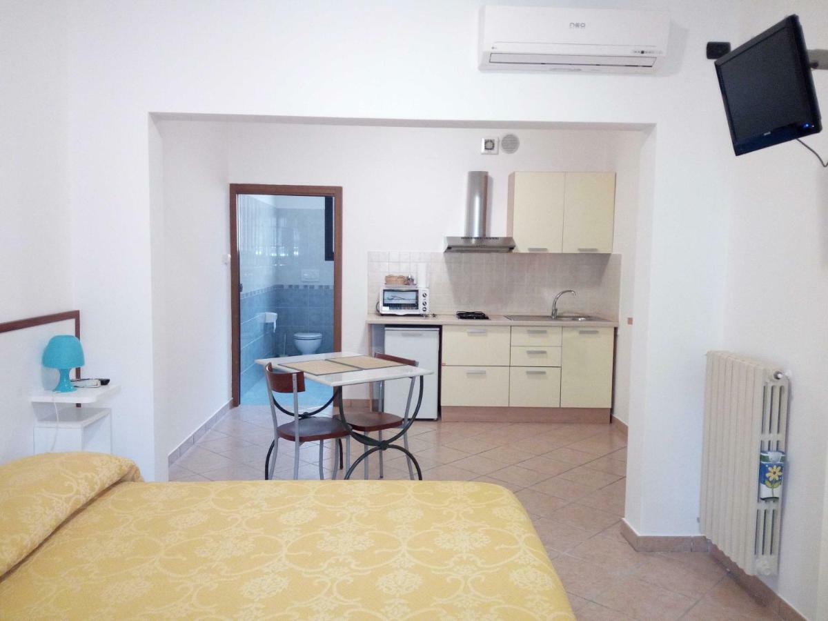 גלאטינה Vittoria Resort Residence-B&B מראה חיצוני תמונה