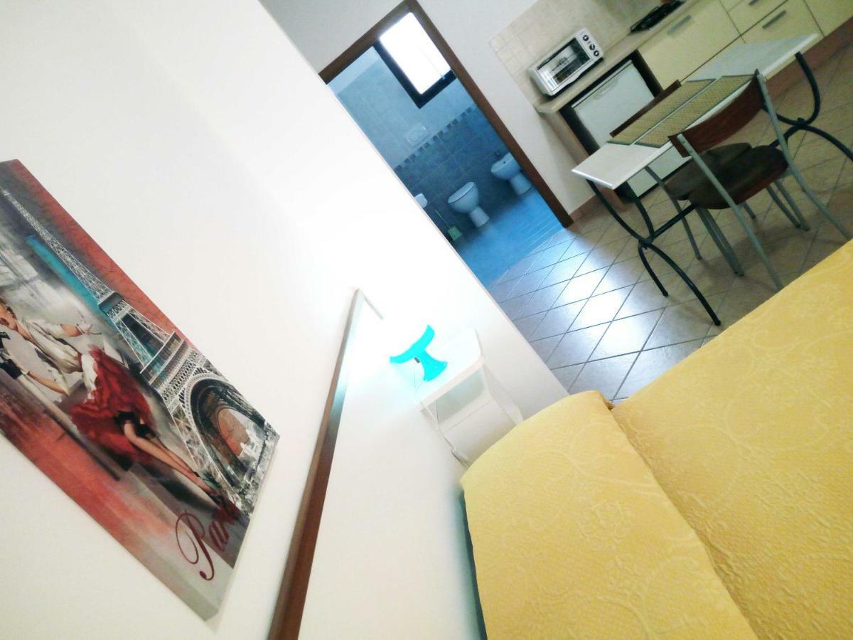 גלאטינה Vittoria Resort Residence-B&B מראה חיצוני תמונה