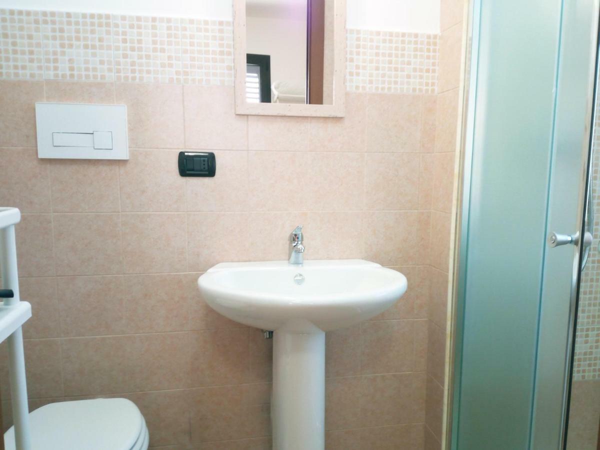 גלאטינה Vittoria Resort Residence-B&B מראה חיצוני תמונה